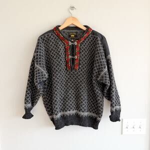 Vintage Volund Wool Nordic Fair Isle Embroidered Crew Neck Pullover Sweater XS